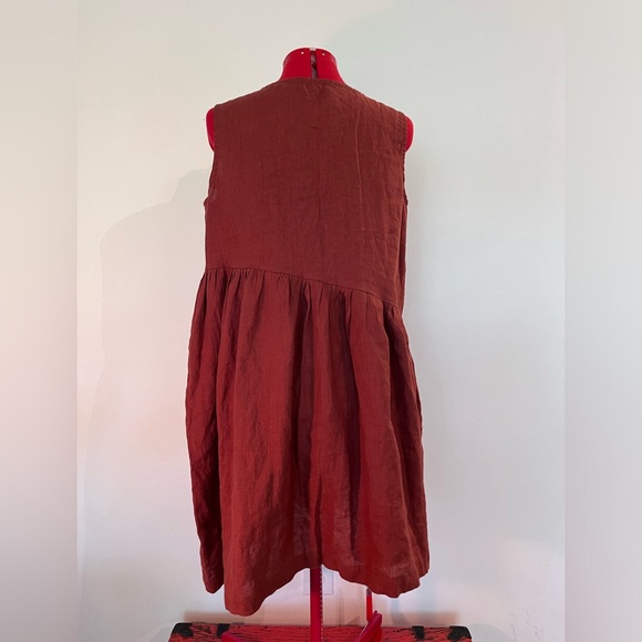 Not Perfect Linen Terracotta Smock Midi Dress in M/L - Picture 4 of 8